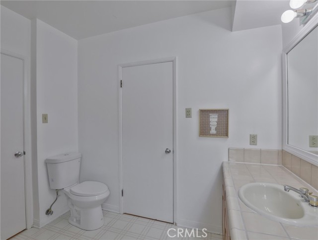 1017 Cordova Avenue, Glendale CA: https://media.crmls.org/medias/96f9598c-936e-4c8a-bd0a-455dc3669685.jpg
