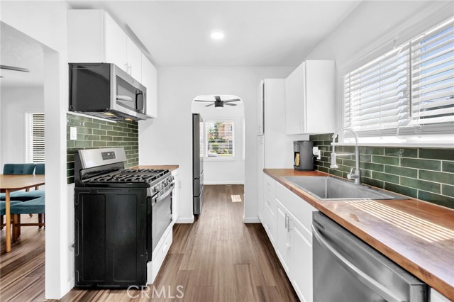 Detail Gallery Image 12 of 47 For 9511 Olive St, Bellflower,  CA 90706 - 3 Beds | 1 Baths