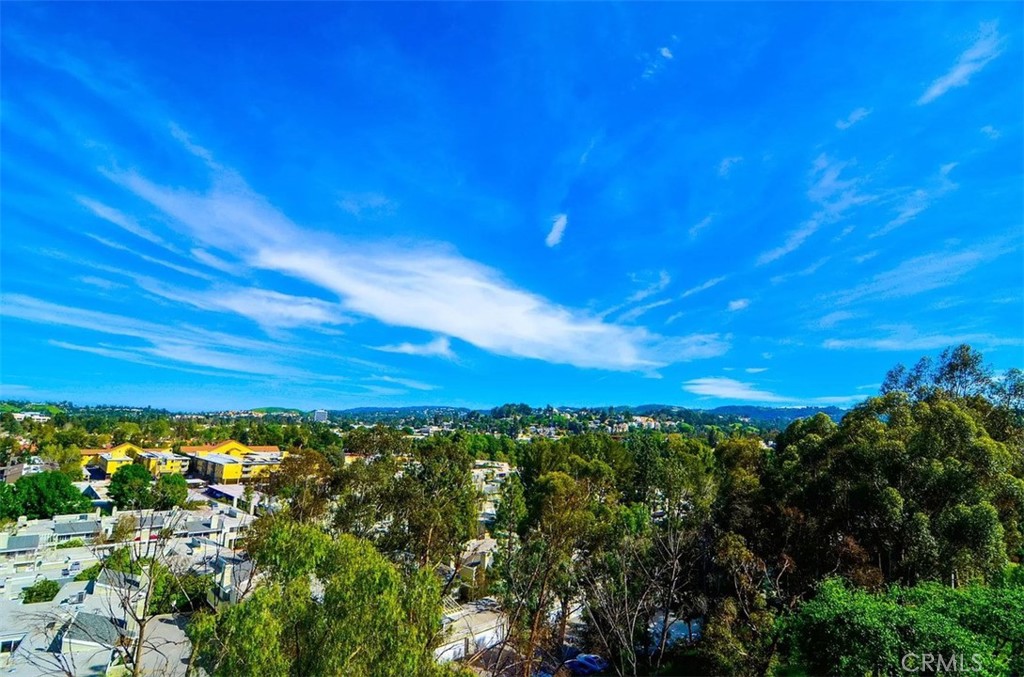 https://media.crmls.org/medias/96fa24e9-4235-498c-9678-9f5b600e9194.jpg?preset=X-Large