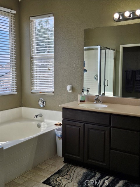 Detail Gallery Image 37 of 66 For 2314 Donatello St, Lancaster,  CA 93535 - 4 Beds | 3 Baths