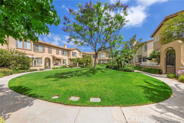 448 N Londonderry Lane, Orange CA: https://media.crmls.org/medias/96fa7ea7-514d-4517-a3f8-eda11a09c6df.jpg