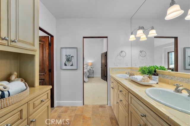 Detail Gallery Image 59 of 64 For 1607 1st St, Manhattan Beach,  CA 90266 - 5 Beds | 4/1 Baths
