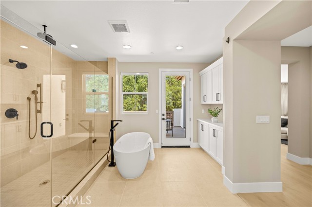 Detail Gallery Image 29 of 50 For 22037 Fig Tree Ln, Chatsworth,  CA 91311 - 5 Beds | 4/1 Baths