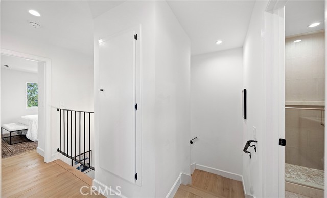 Image 19 of 42 For 6567 Woodburn Lane 7