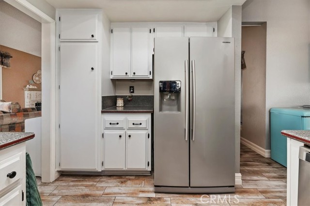 Detail Gallery Image 15 of 34 For 1921 Lynwood, Corona,  CA 92881 - 3 Beds | 2 Baths