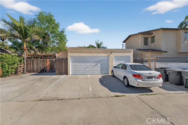 Detail Gallery Image 7 of 16 For 560 N Grand, Orange,  CA 92867 - 5 Beds | 2 Baths