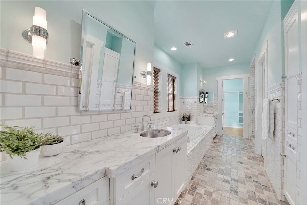 exquisite master bath