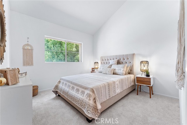 3 Vista Frondosa, Rancho Santa Margarita CA: https://media.crmls.org/medias/96fe7050-b4d4-4640-84cc-38c6c2edc60a.jpg