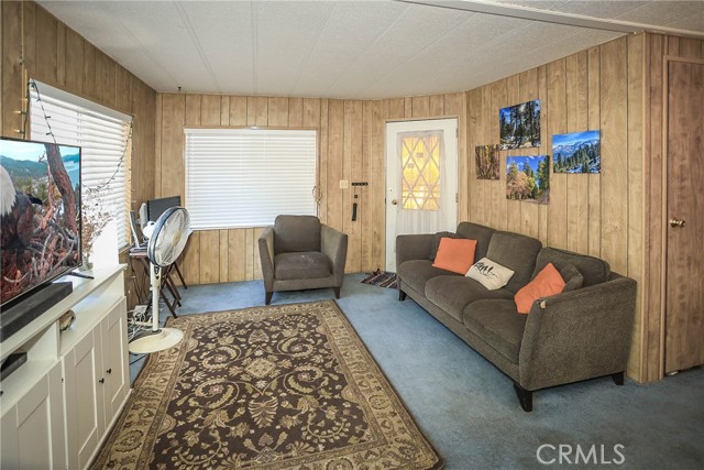 Detail Gallery Image 8 of 24 For 475 Thrush Dr #15,  Big Bear Lake,  CA 92315 - 2 Beds | 2 Baths