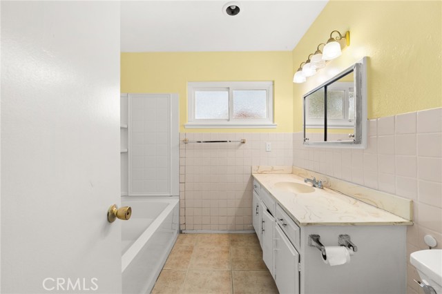 Detail Gallery Image 14 of 32 For 5968 Robinson, Riverside,  CA 92503 - 3 Beds | 2 Baths