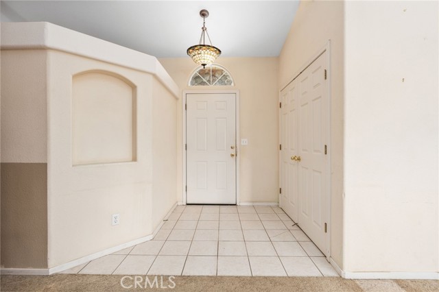 Detail Gallery Image 4 of 31 For 2500 W Perez, Visalia,  CA 93291 - 3 Beds | 2 Baths