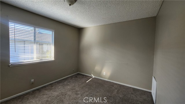 Detail Gallery Image 9 of 13 For 1250 Brookhurst St, Anaheim,  CA 92804 - 2 Beds | 1 Baths