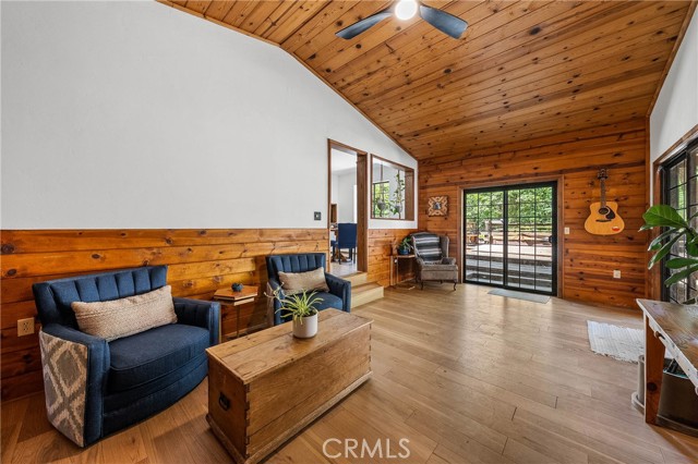 Detail Gallery Image 15 of 56 For 10512 Rosa Trl, Kelseyville,  CA 95451 - 3 Beds | 4 Baths