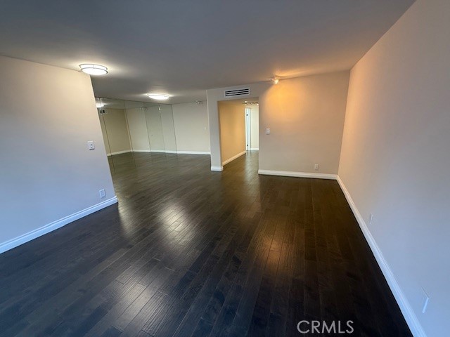 Detail Gallery Image 16 of 21 For 434 S Canon Dr #202,  Beverly Hills,  CA 90212 - 1 Beds | 2 Baths