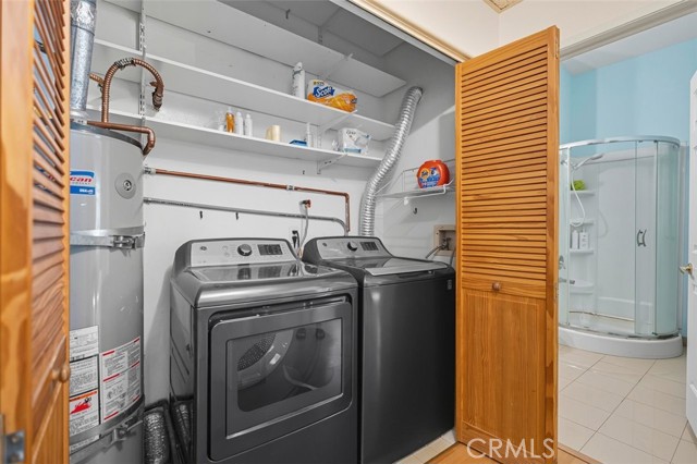 Detail Gallery Image 11 of 21 For 15455 Sherman Way #15,  Van Nuys,  CA 91406 - 2 Beds | 2 Baths