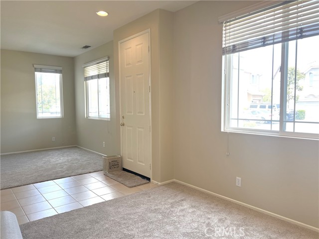 Detail Gallery Image 4 of 28 For 15 Rue Du Chateau, Aliso Viejo,  CA 92656 - 3 Beds | 2/1 Baths