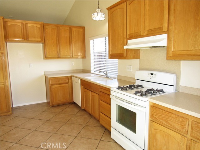 Detail Gallery Image 6 of 15 For 3283 Baffin, Riverside,  CA 92503 - 3 Beds | 2 Baths