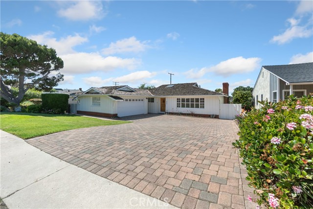 Detail Gallery Image 44 of 47 For 425 Calle De Castellana, Redondo Beach,  CA 90277 - 4 Beds | 2/1 Baths