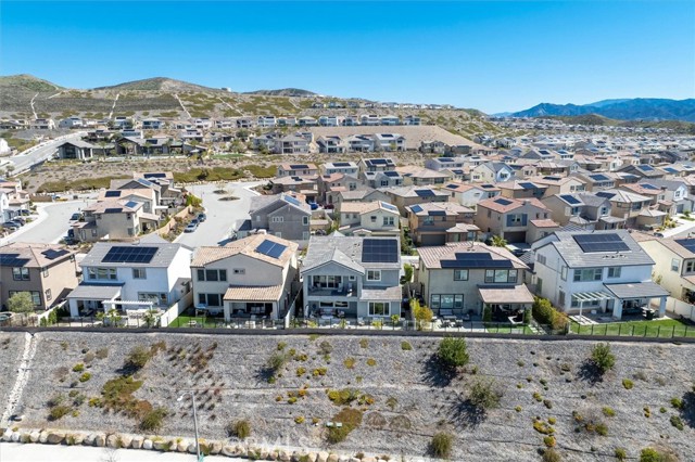 Detail Gallery Image 20 of 63 For 18262 Astro Ct, Saugus,  CA 91350 - 4 Beds | 3 Baths