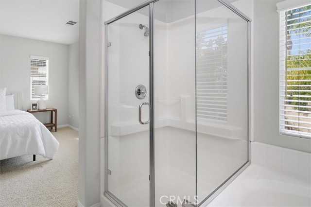 Detail Gallery Image 26 of 43 For 19345 Laroda Ln, Saugus,  CA 91350 - 3 Beds | 2/1 Baths