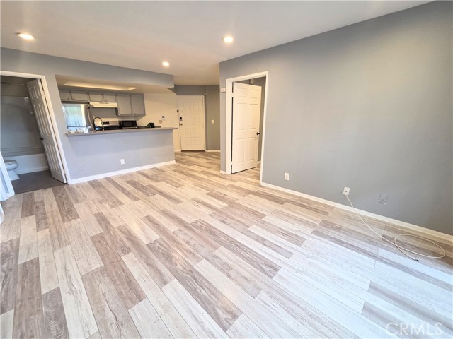 Detail Gallery Image 12 of 26 For 327 Chestnut, Long Beach,  CA 90802 - 2 Beds | 2 Baths