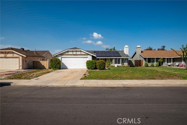Detail Gallery Image 2 of 40 For 19018 Tule Way, Lake Elsinore,  CA 92530 - 3 Beds | 2 Baths