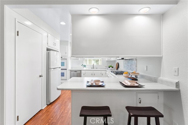 Detail Gallery Image 16 of 68 For 2544 Park Lake, Santa Ana,  CA 92705 - 2 Beds | 2 Baths