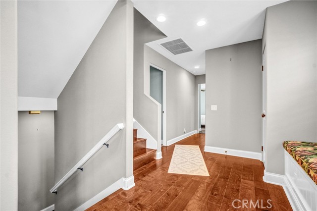 206 E Balboa Boulevard, Newport Beach, California 92661, 3 Bedrooms Bedrooms, ,3 BathroomsBathrooms,Residential Lease,For Rent,206 E Balboa Boulevard,CRIV25010739