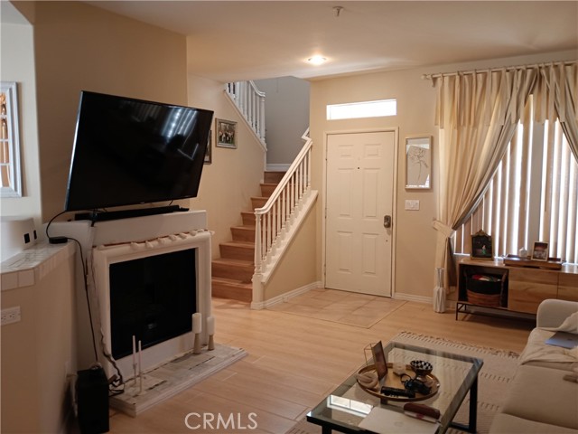 Detail Gallery Image 15 of 30 For 335 W Summerfield, Anaheim,  CA 92802 - 3 Beds | 2/1 Baths