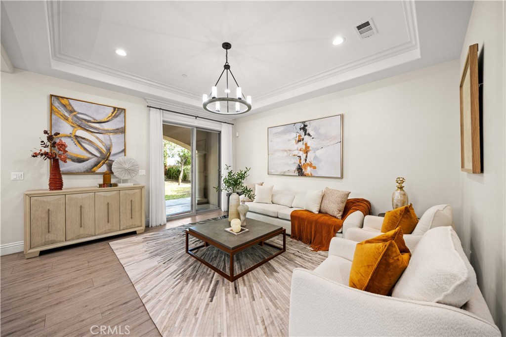 MLS #OC25239686 image #17