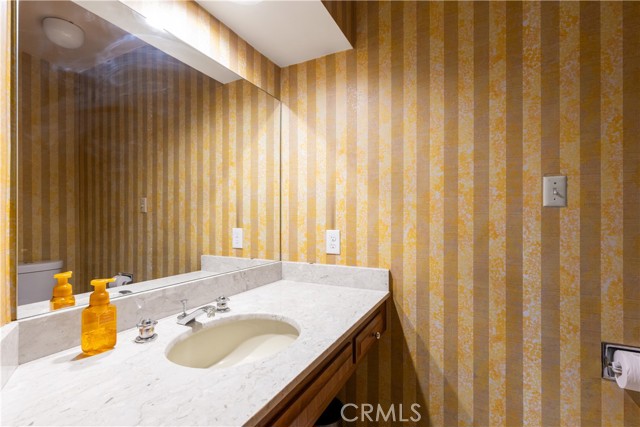 Detail Gallery Image 17 of 46 For 4955 Southridge Ave, View Park,  CA 90043 - 4 Beds | 4/1 Baths