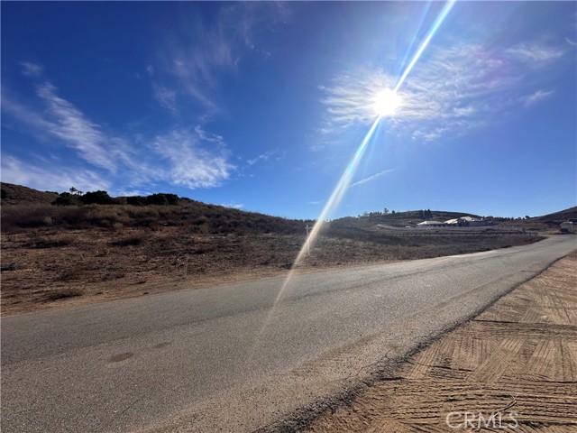 38550 King Ct, Murrieta CA: https://media.crmls.org/medias/970876a3-e70e-4591-ba75-d77f69ec733e.jpg