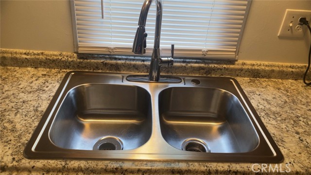 Detail Gallery Image 17 of 29 For 23701 Western, Torrance,  CA 90501 - 2 Beds | 1 Baths