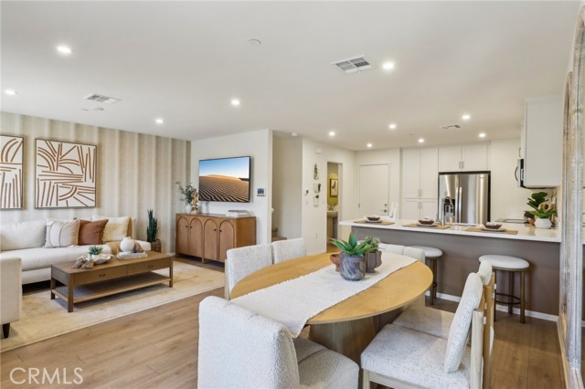 MODEL HOME