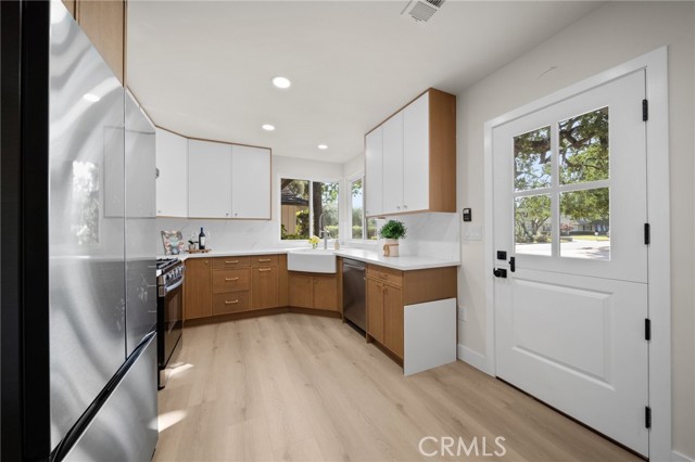1648 Highland Oaks Drive, Arcadia CA: https://media.crmls.org/medias/9709f393-590a-4c34-95e5-035a8a018d78.jpg