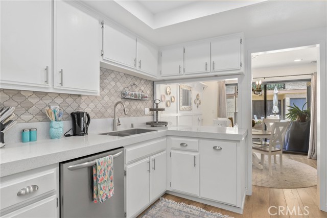 Detail Gallery Image 7 of 32 For 2722 E 20th St #202,  Signal Hill,  CA 90755 - 2 Beds | 2 Baths