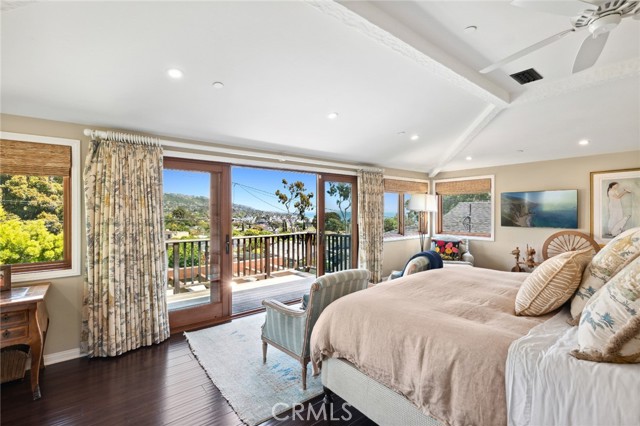 Detail Gallery Image 13 of 24 For 435 Holly St, Laguna Beach,  CA 92651 - 4 Beds | 3/1 Baths