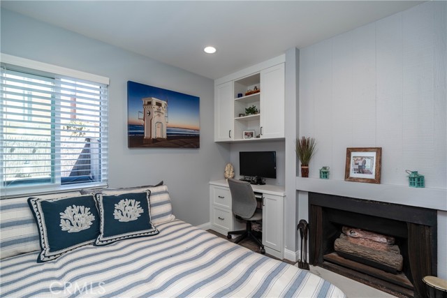 Detail Gallery Image 10 of 42 For 16872 Pacific Coast #103,  Huntington Beach,  CA 92649 - 1 Beds | 1 Baths