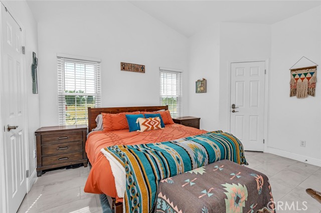 29578 Diane Way, Madera CA: https://media.crmls.org/medias/970b02ff-b8f0-4b19-96ac-3db0f0b738cc.jpg