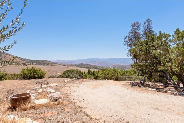 Detail Gallery Image 5 of 33 For 35455 Brinville Rd, Acton,  CA 93510 - 3 Beds | 2 Baths