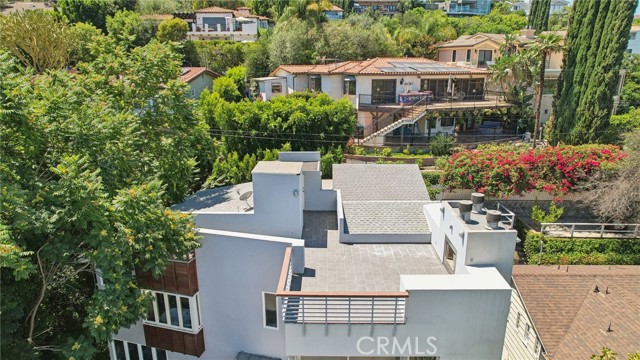 Detail Gallery Image 62 of 75 For 13424 Contour Dr, Sherman Oaks,  CA 91423 - 3 Beds | 4 Baths