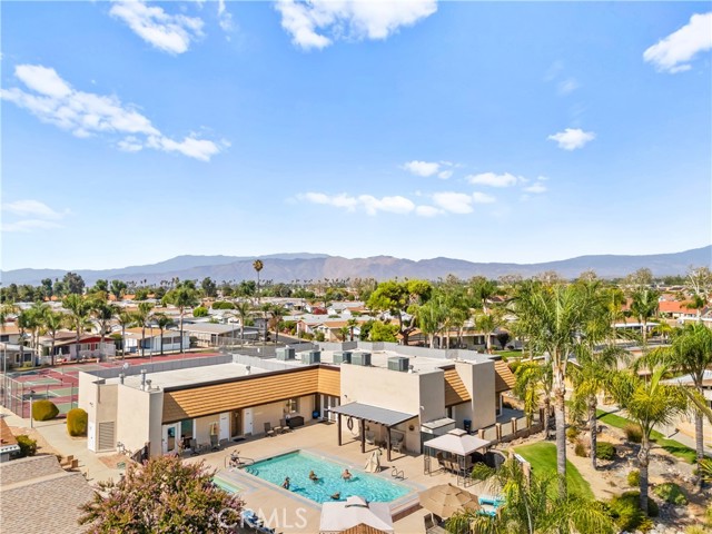 1735 Mango Way, Hemet CA: https://media.crmls.org/medias/970c1841-be08-4fa6-9a05-eaa476daeb3a.jpg