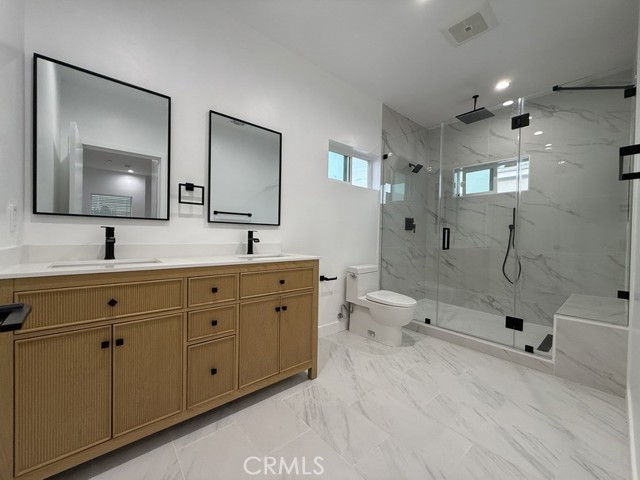 Detail Gallery Image 19 of 20 For 9128 Balcom Ave, Northridge,  CA 91325 - 4 Beds | 3 Baths