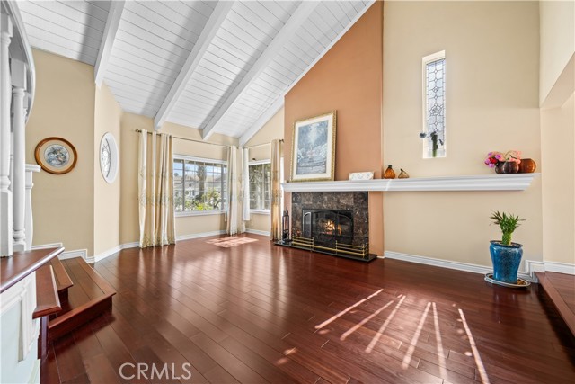 213 E Borromeo Avenue, Placentia CA: https://media.crmls.org/medias/970edf54-8f8d-4e4f-bf72-11d8ab96820c.jpg