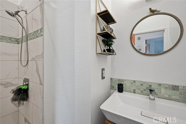 Detail Gallery Image 12 of 22 For 10313 Walnut Way, Kelseyville,  CA 95451 - 2 Beds | 2 Baths