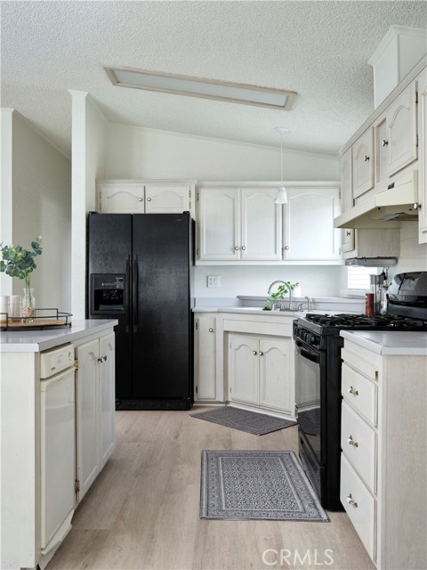 Detail Gallery Image 8 of 21 For 512 Pinon Dr #30,  Morro Bay,  CA 93442 - 2 Beds | 2 Baths