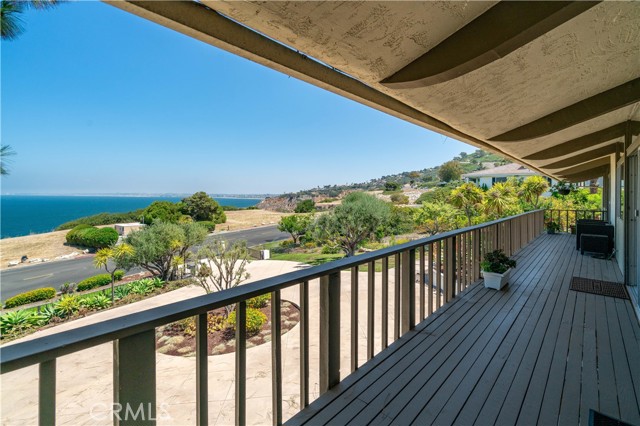1500 Paseo Del Mar, Palos Verdes Estates CA: https://media.crmls.org/medias/97107c50-da4b-4d90-8668-a5756d8de168.jpg