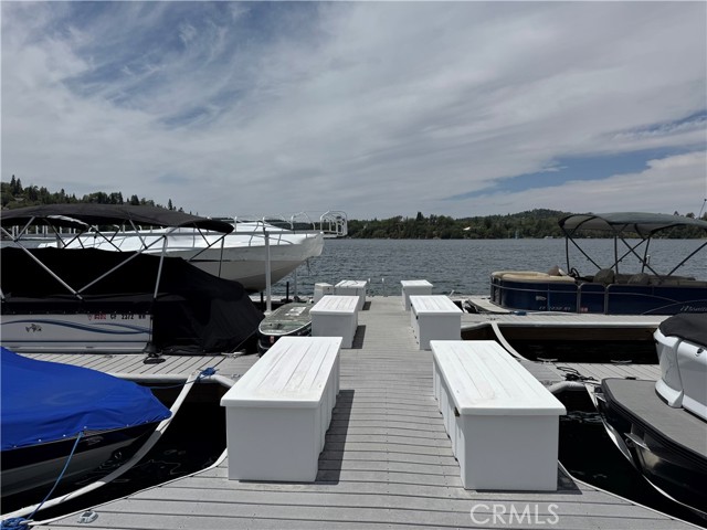 3 Dam Slip 17, Lake Arrowhead CA: https://media.crmls.org/medias/97107ea4-861f-4d05-b4b3-b5300b6f0851.jpg