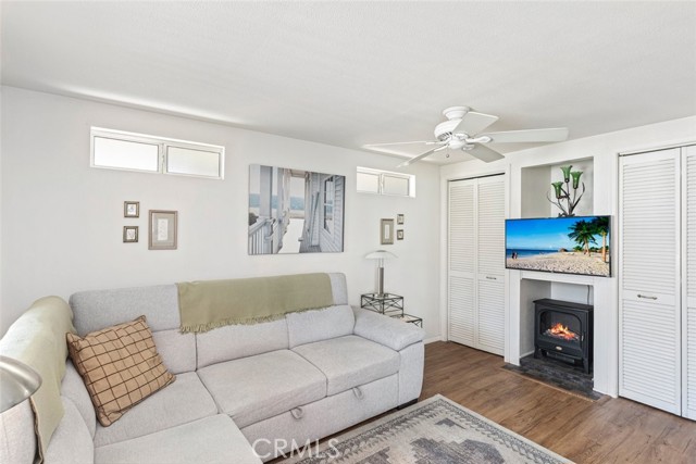 Detail Gallery Image 12 of 33 For 924 Acorn, San Jacinto,  CA 92583 - 1 Beds | 1 Baths