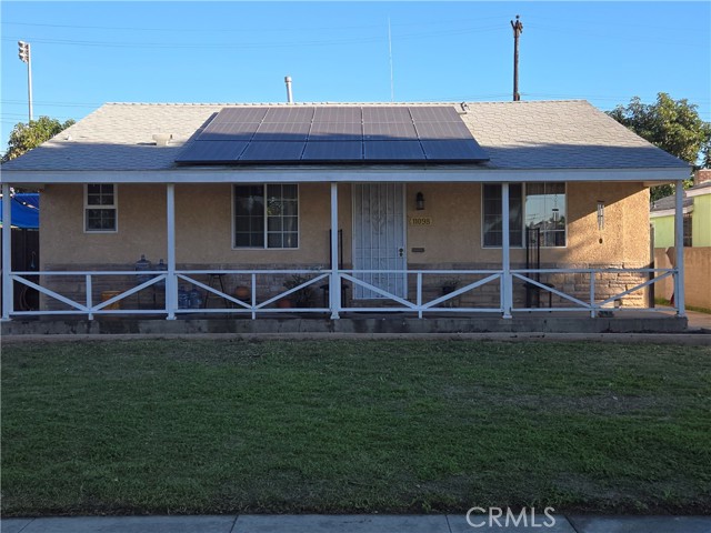 Detail Gallery Image 2 of 5 For 11098 Hulme, Lynwood,  CA 90262 - 3 Beds | 3 Baths